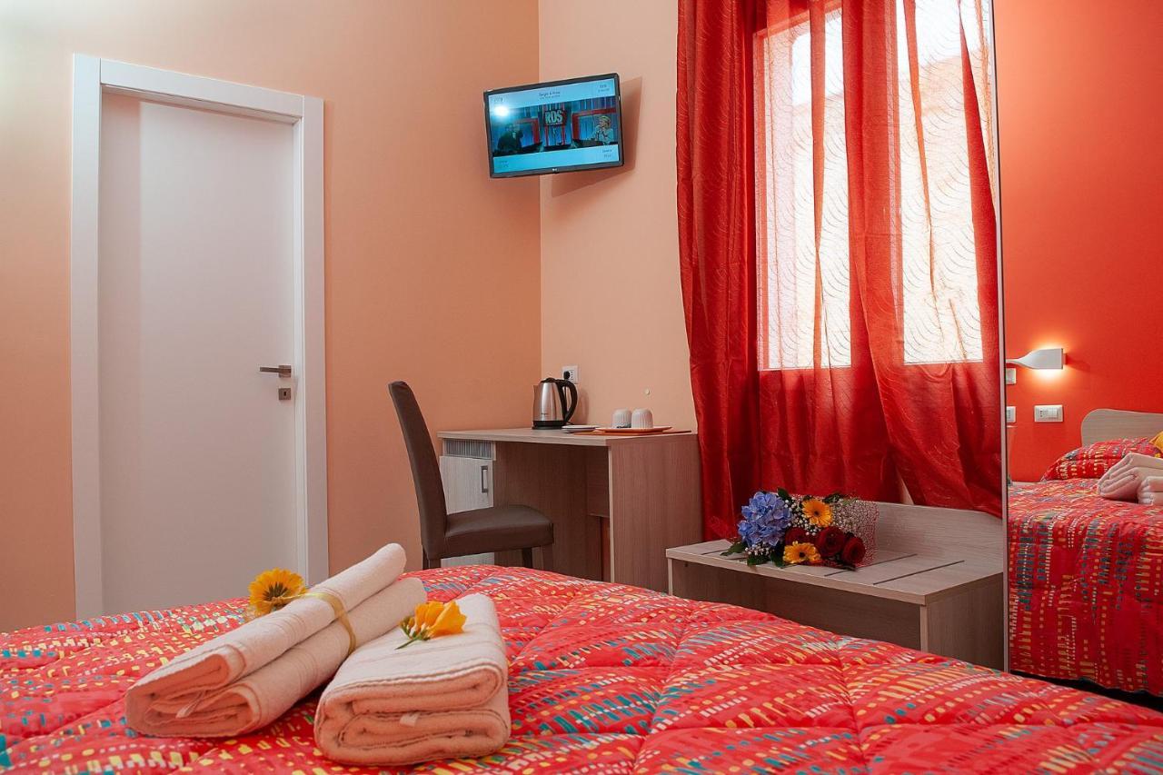B&B Rainbow Кампофеличе-ди-Роччелла Экстерьер фото